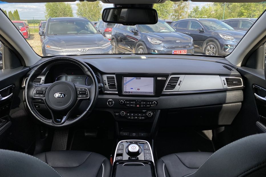 Продам Kia Niro 64kWhМакс.комплектаціяPrestige 2020 года в Львове