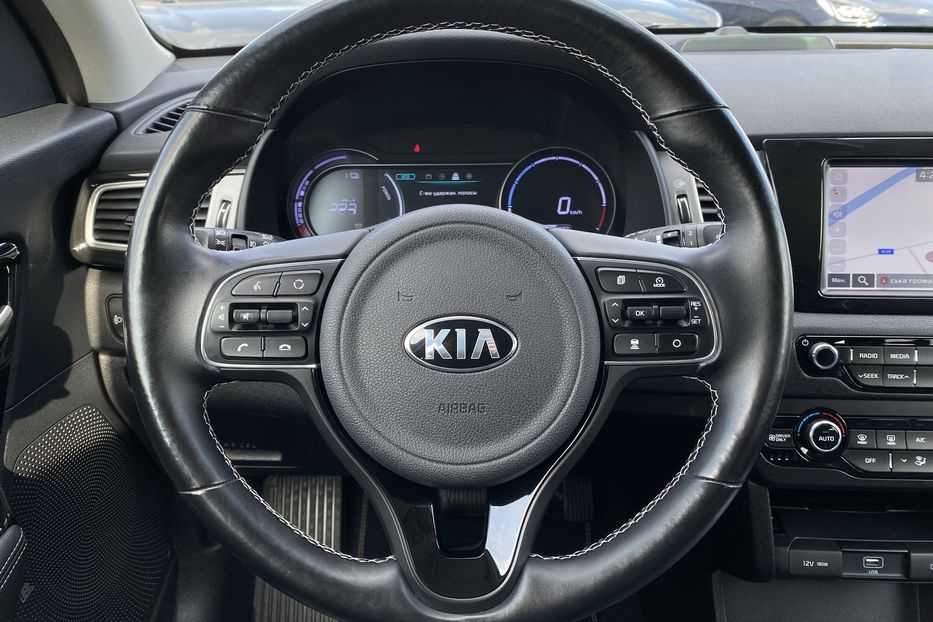 Продам Kia Niro 64kWhМакс.комплектаціяPrestige 2020 года в Львове