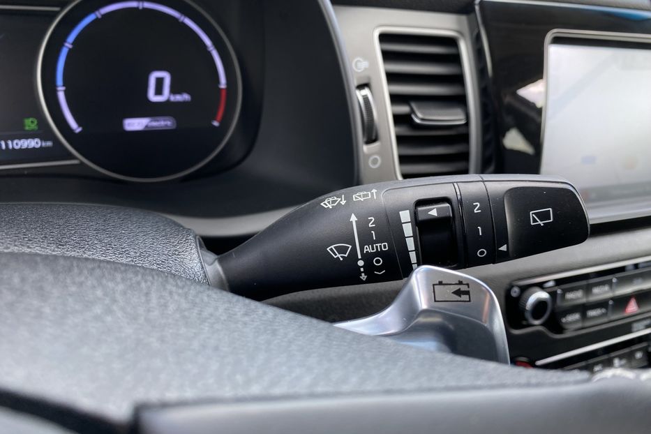 Продам Kia Niro 64kWhМакс.комплектаціяPrestige 2020 года в Львове