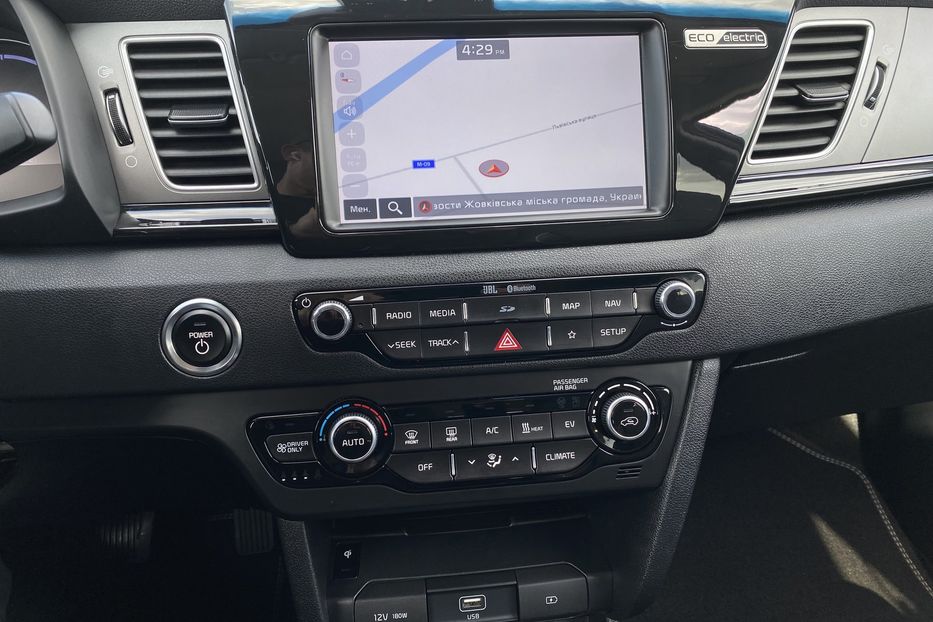 Продам Kia Niro 64kWhМакс.комплектаціяPrestige 2020 года в Львове