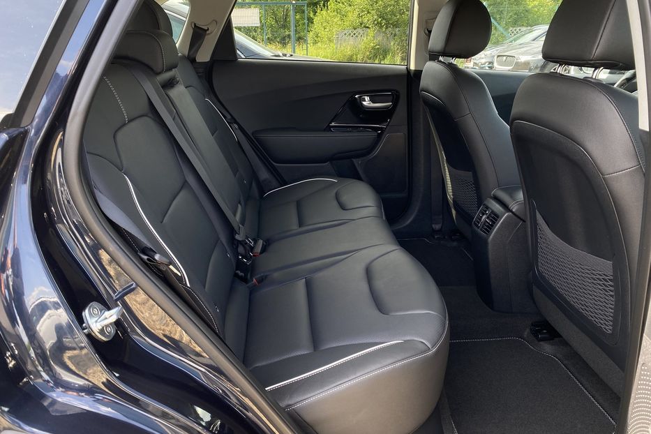 Продам Kia Niro 64kWhМакс.комплектаціяPrestige 2020 года в Львове