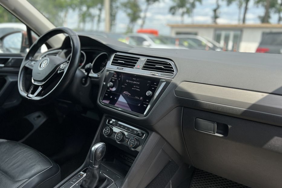 Продам Volkswagen Tiguan 7 місць 2018 года в г. Умань, Черкасская область