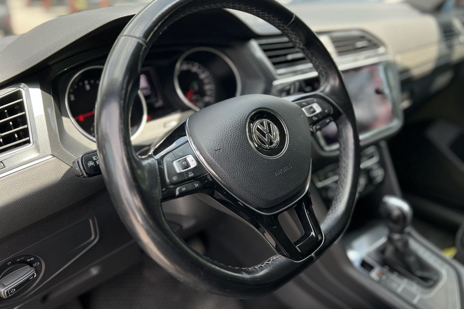 Продам Volkswagen Tiguan 7 місць 2018 года в г. Умань, Черкасская область