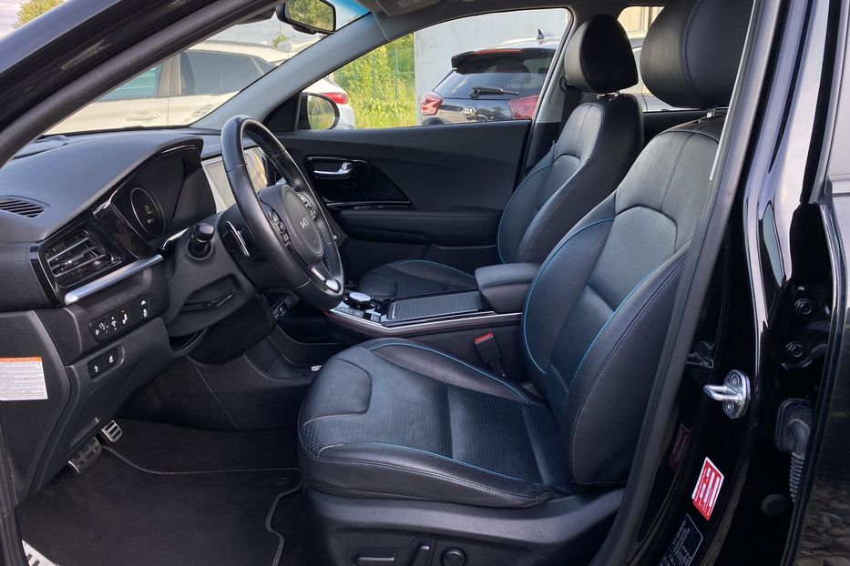 Продам Kia Niro 64Макс.компл.PrestigeЛюк 2021 года в Львове