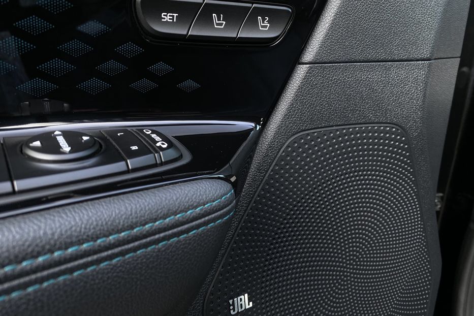 Продам Kia Niro 64Макс.компл.PrestigeЛюк 2021 года в Львове