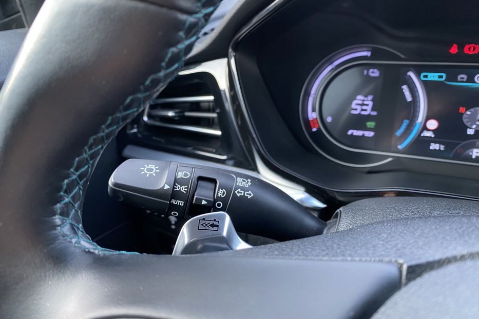 Продам Kia Niro 64Макс.компл.PrestigeЛюк 2021 года в Львове