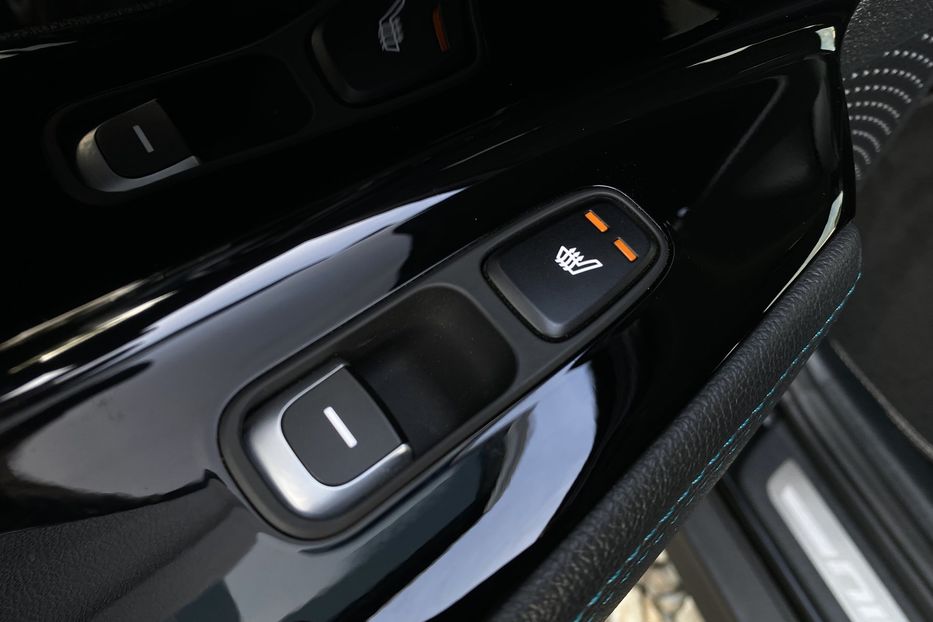 Продам Kia Niro 64Макс.компл.PrestigeЛюк 2021 года в Львове