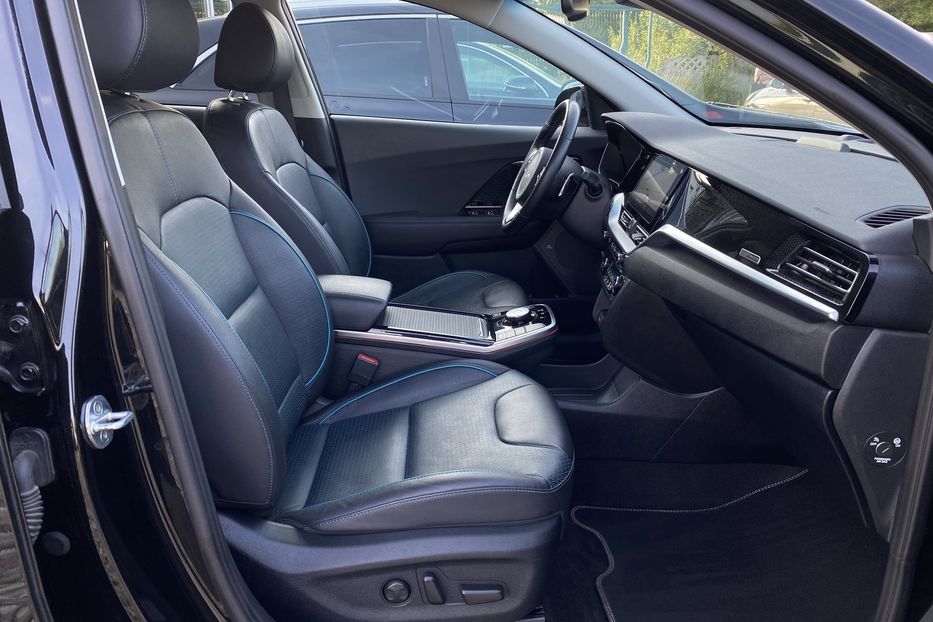 Продам Kia Niro 64Макс.компл.PrestigeЛюк 2021 года в Львове