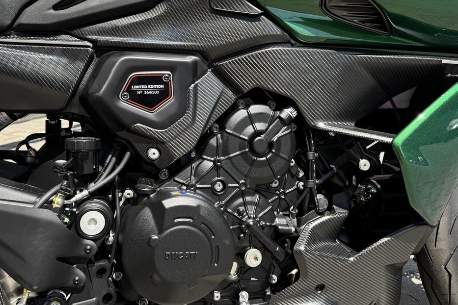 Продам Мотоциклы Все Ducati Diavel for Bentley 2024 года в Киеве