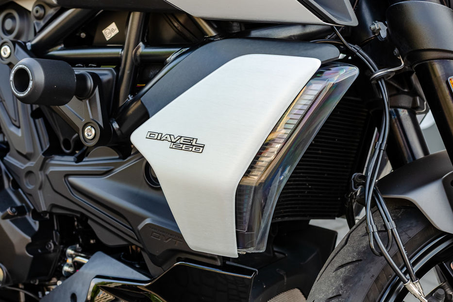 Продам Мотоциклы Все DUCATI DIAVEL 1260 2019 года в Киеве