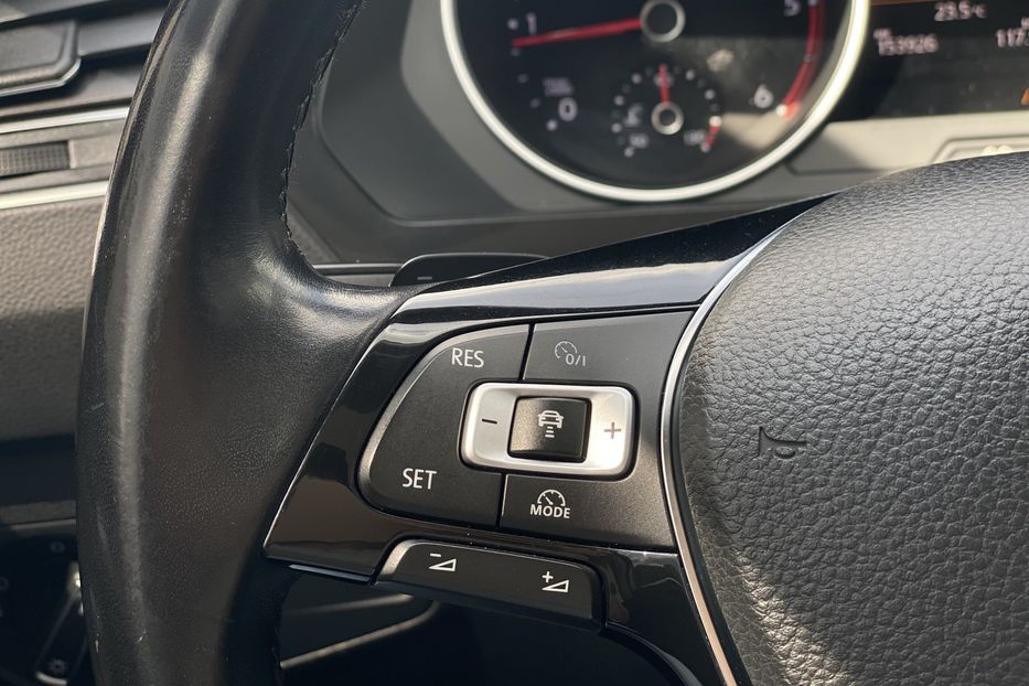 Продам Volkswagen Tiguan 2016 года в Луцке