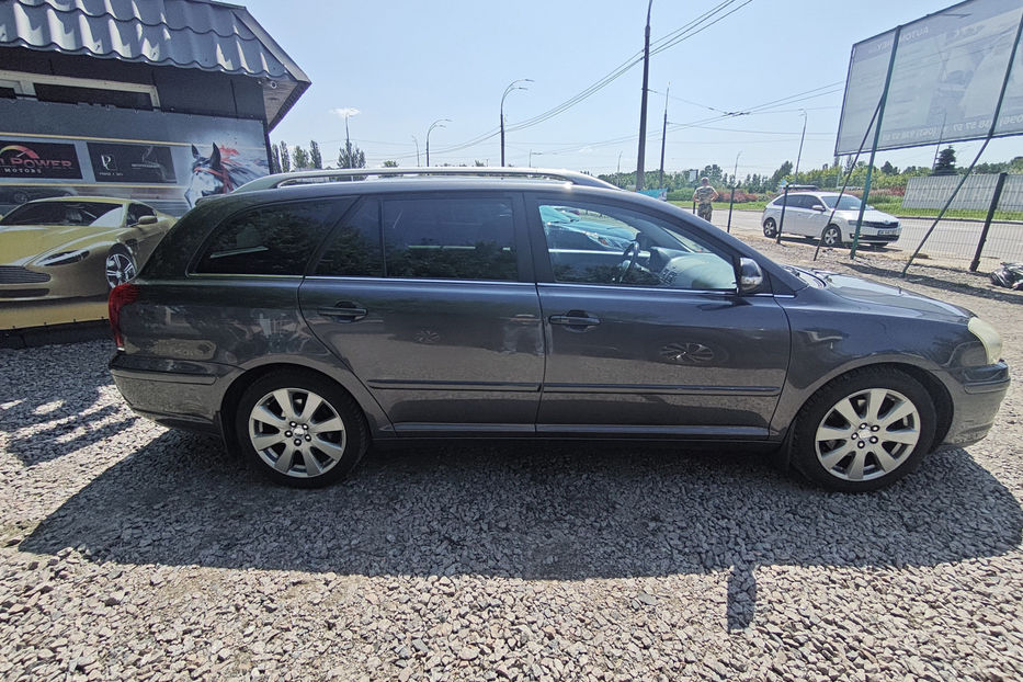 Продам Toyota Avensis 2007 года в Киеве