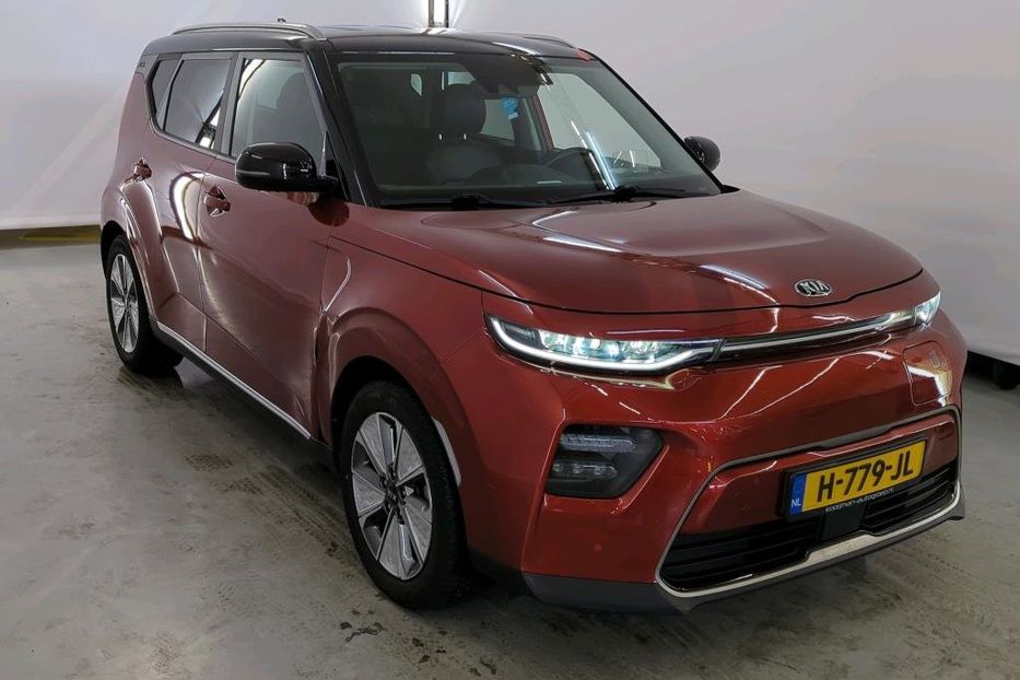 Продам Kia Soul  64kWh Executive Line в дорозі 2020 года в Львове