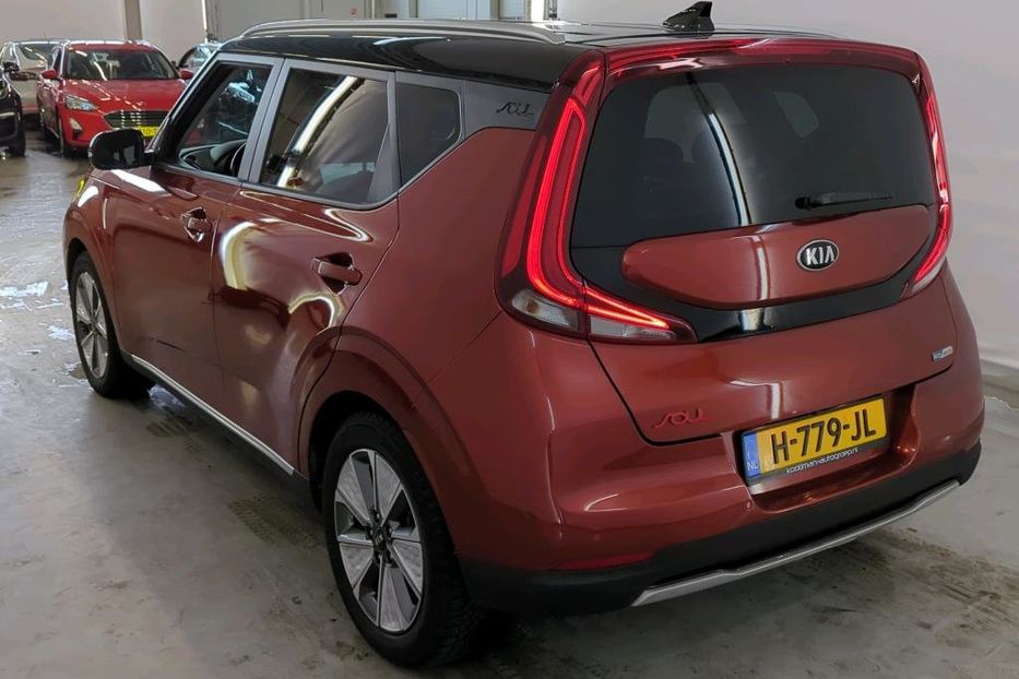 Продам Kia Soul  64kWh Executive Line в дорозі 2020 года в Львове
