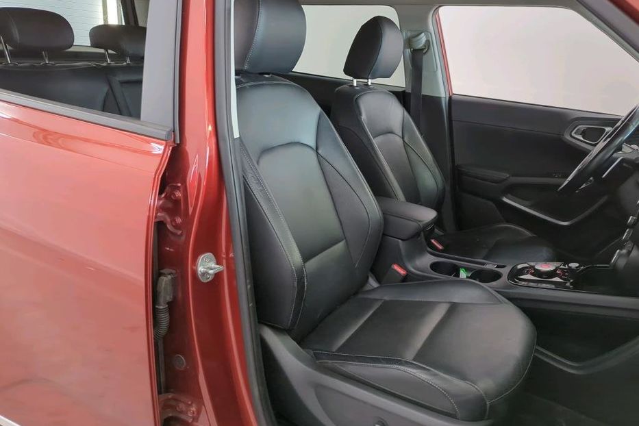 Продам Kia Soul  64kWh Executive Line в дорозі 2020 года в Львове