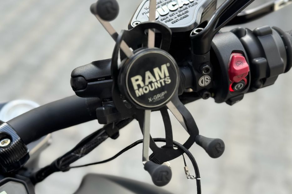 Продам Мотоциклы Все DUCATI XDIAVEL LIMITED PERFORM 2021 года в Киеве