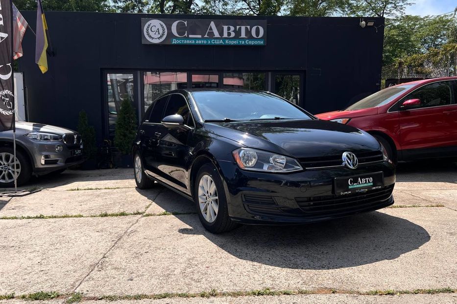 Продам Volkswagen Golf VII 2015 года в Черновцах
