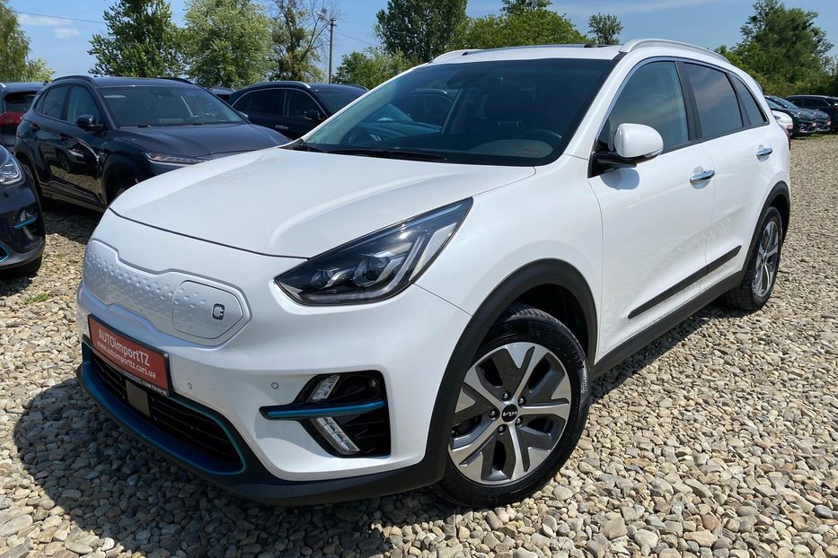 Продам Kia Niro 64 kWh Макс. РЕЗЕРВ 2022 года в Львове