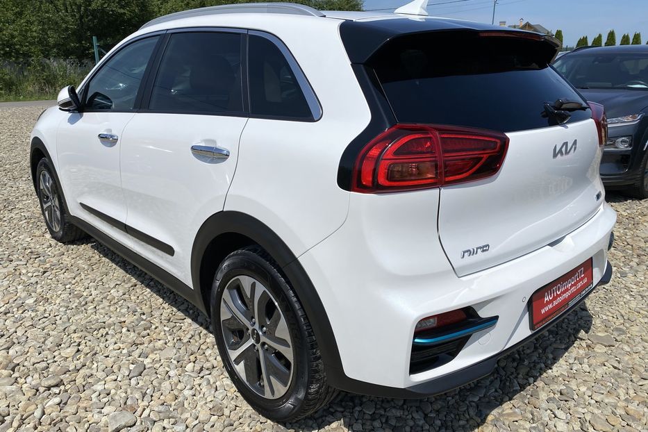 Продам Kia Niro 64 kWh Макс. РЕЗЕРВ 2022 года в Львове