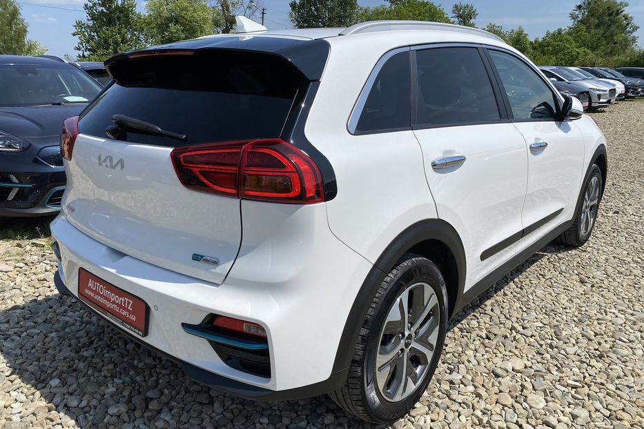 Продам Kia Niro 64 kWh Макс. РЕЗЕРВ 2022 года в Львове