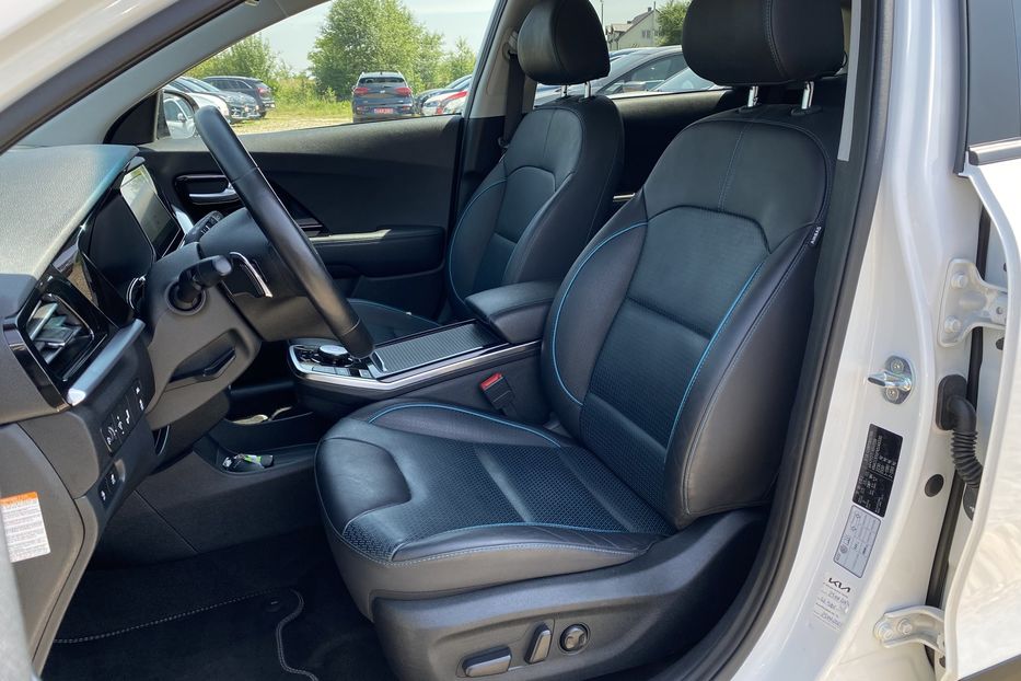 Продам Kia Niro 64 kWh Макс. РЕЗЕРВ 2022 года в Львове