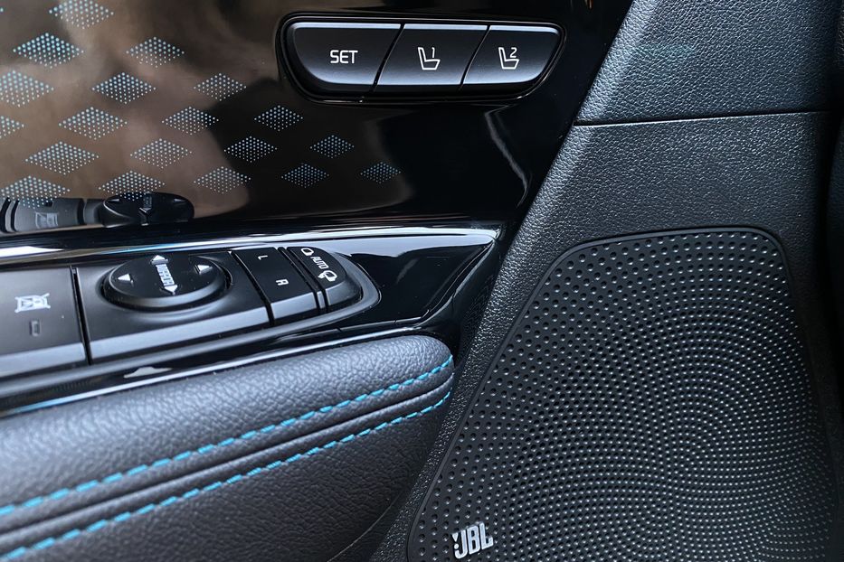 Продам Kia Niro 64 kWh Макс. РЕЗЕРВ 2022 года в Львове