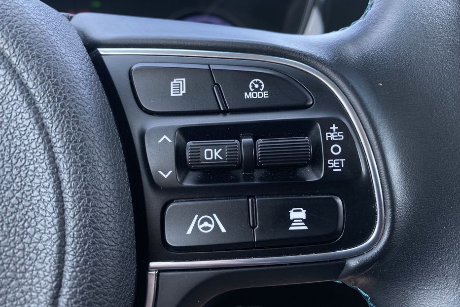 Продам Kia Niro 64 kWh Макс. РЕЗЕРВ 2022 года в Львове