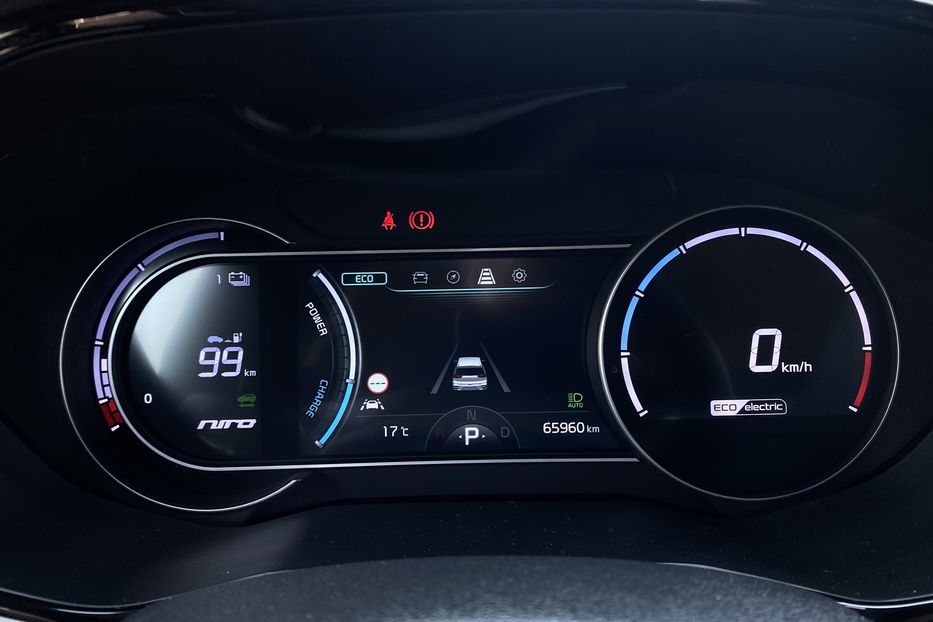 Продам Kia Niro 64 kWh Макс. РЕЗЕРВ 2022 года в Львове