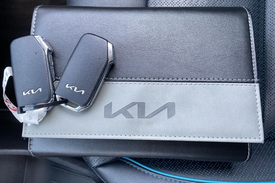 Продам Kia Niro 64 kWh Макс. РЕЗЕРВ 2022 года в Львове
