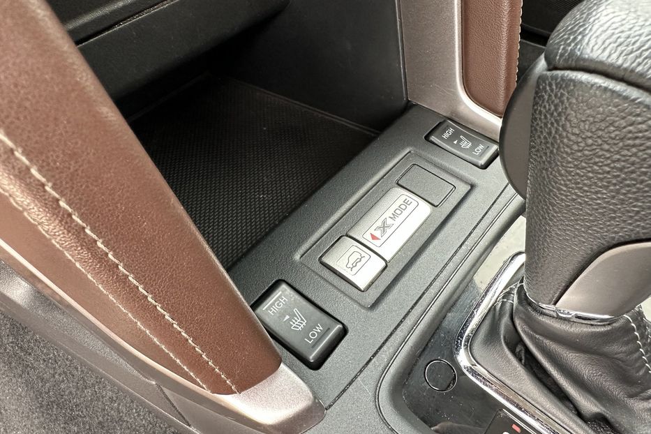 Продам Subaru Forester 2.5 Touring 2017 года в Киеве
