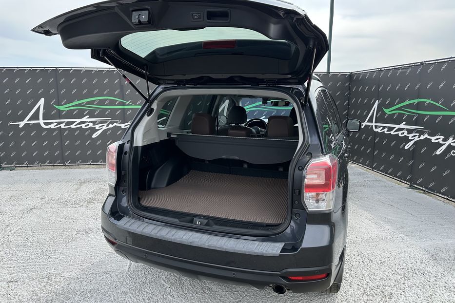 Продам Subaru Forester 2.5 Touring 2017 года в Киеве