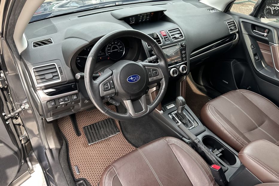 Продам Subaru Forester 2.5 Touring 2017 года в Киеве