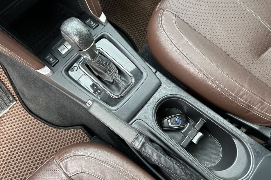 Продам Subaru Forester 2.5 Touring 2017 года в Киеве