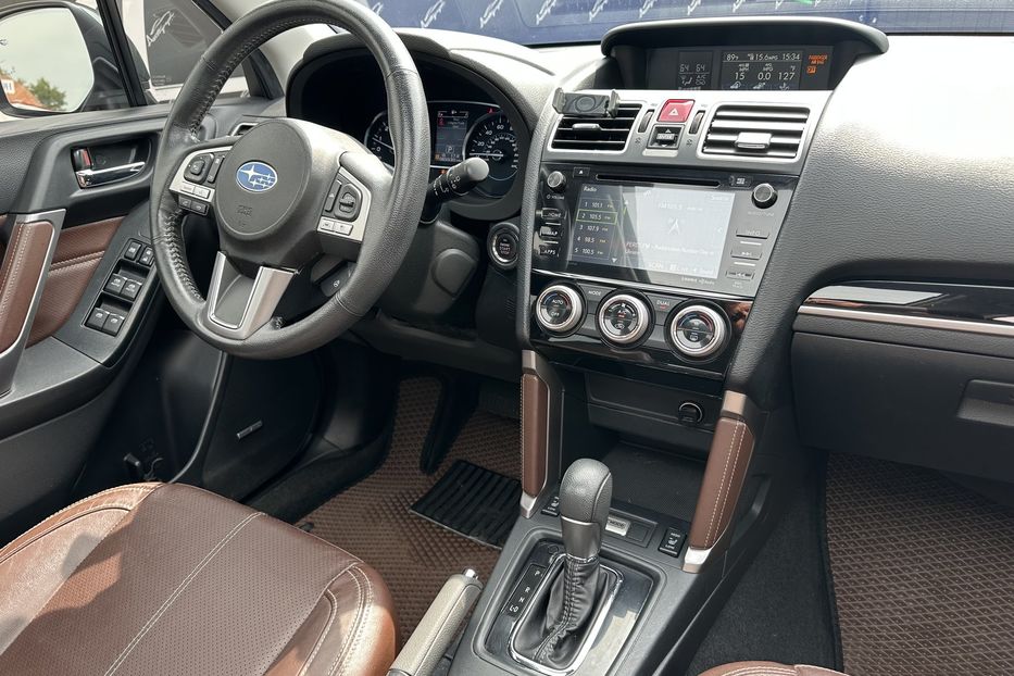 Продам Subaru Forester 2.5 Touring 2017 года в Киеве