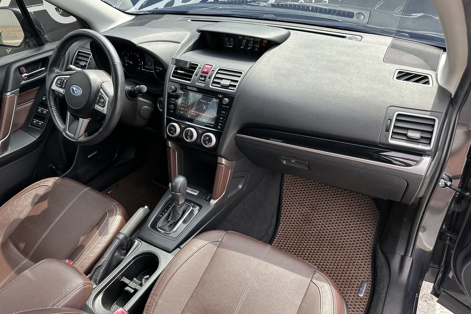 Продам Subaru Forester 2.5 Touring 2017 года в Киеве