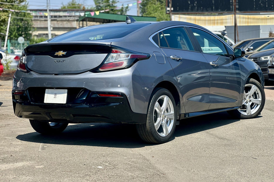 Продам Chevrolet Volt 2018 года в Киеве