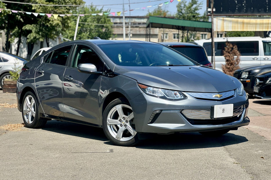 Продам Chevrolet Volt 2018 года в Киеве
