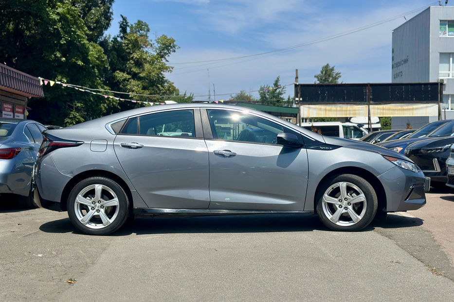 Продам Chevrolet Volt 2018 года в Киеве
