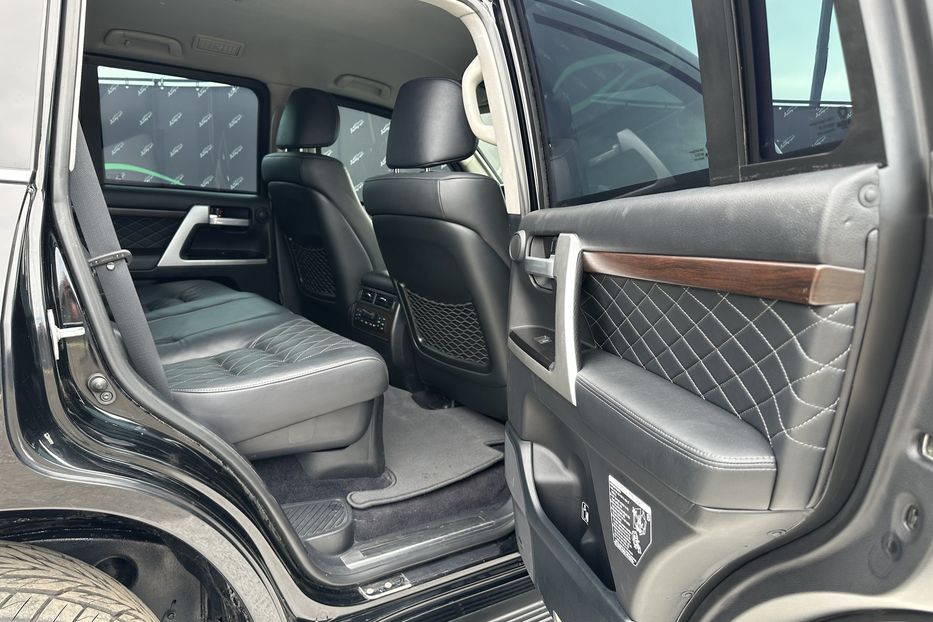 Продам Toyota Land Cruiser 200 Armored RIDA B6+ 2017 года в Киеве