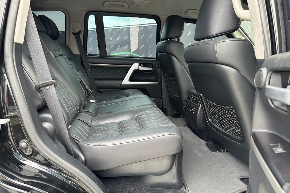 Продам Toyota Land Cruiser 200 Armored RIDA B6+ 2017 года в Киеве