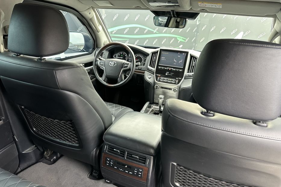 Продам Toyota Land Cruiser 200 Armored RIDA B6+ 2017 года в Киеве