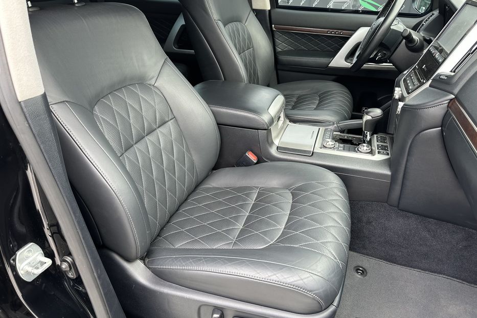 Продам Toyota Land Cruiser 200 Armored RIDA B6+ 2017 года в Киеве