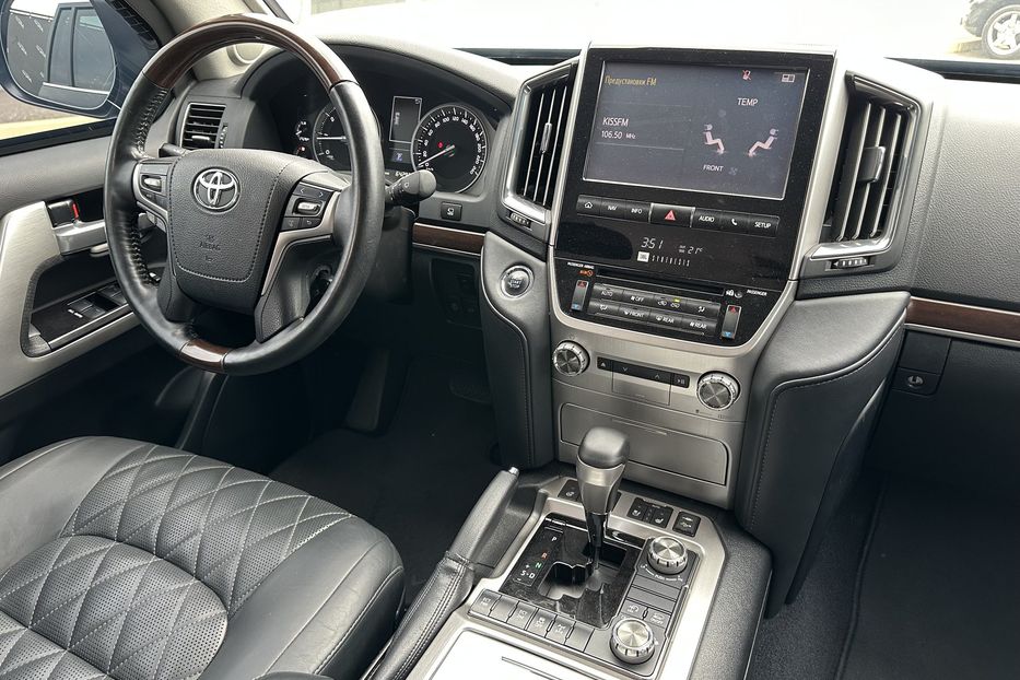 Продам Toyota Land Cruiser 200 Armored RIDA B6+ 2017 года в Киеве