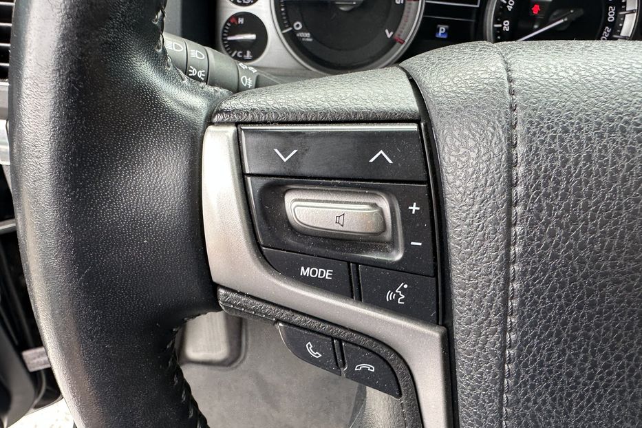 Продам Toyota Land Cruiser 200 Armored RIDA B6+ 2017 года в Киеве