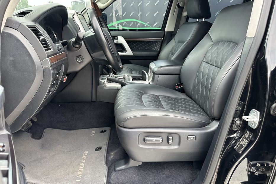 Продам Toyota Land Cruiser 200 Armored RIDA B6+ 2017 года в Киеве