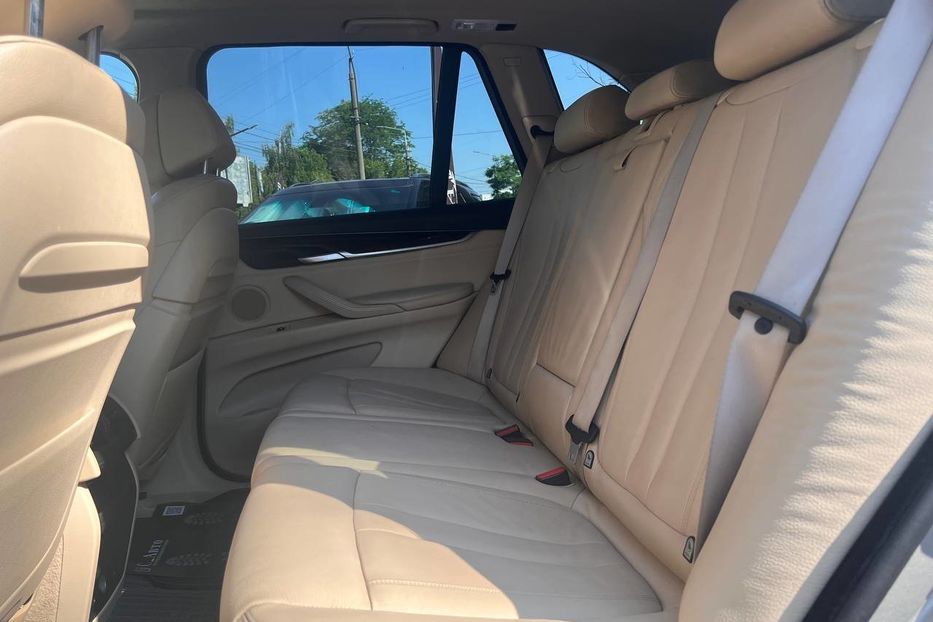 Продам BMW X5 2014 года в Черновцах
