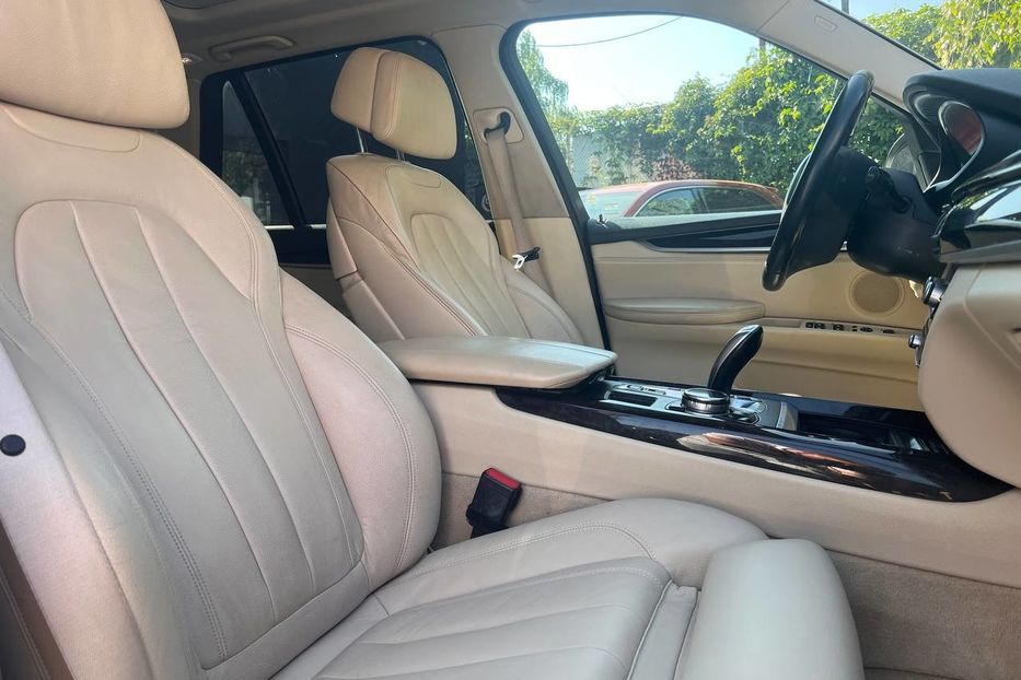 Продам BMW X5 2014 года в Черновцах