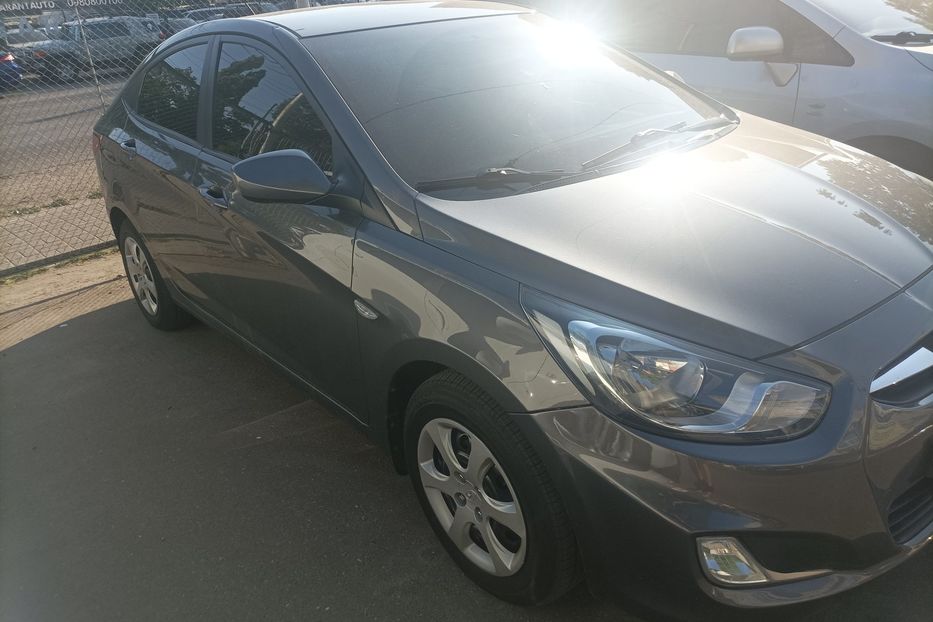 Продам Hyundai Accent  офицал 2012 года в Одессе