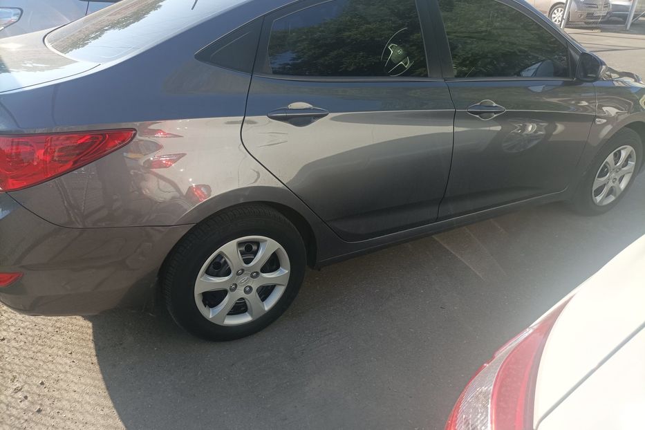 Продам Hyundai Accent  офицал 2012 года в Одессе