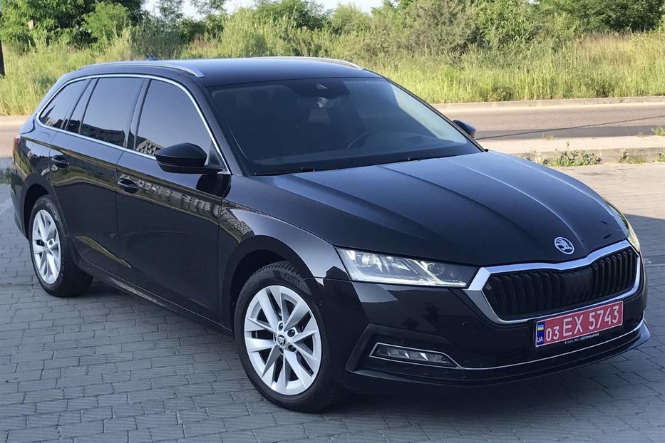 Продам Skoda Octavia  Style 2.0 TDI 110kW LEDMAX 2021 года в Львове